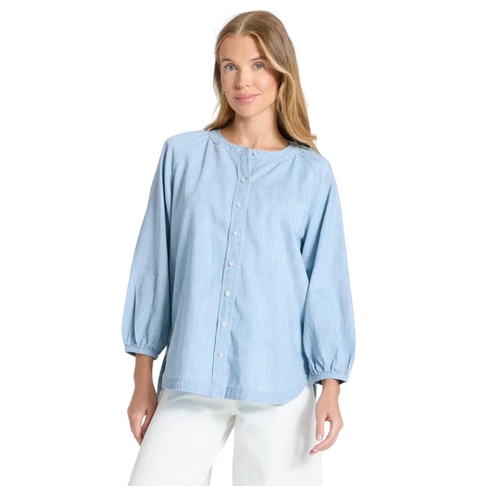 Universal Thread Women's Light Blue Poet Button Down Denim Shirt Size Small
